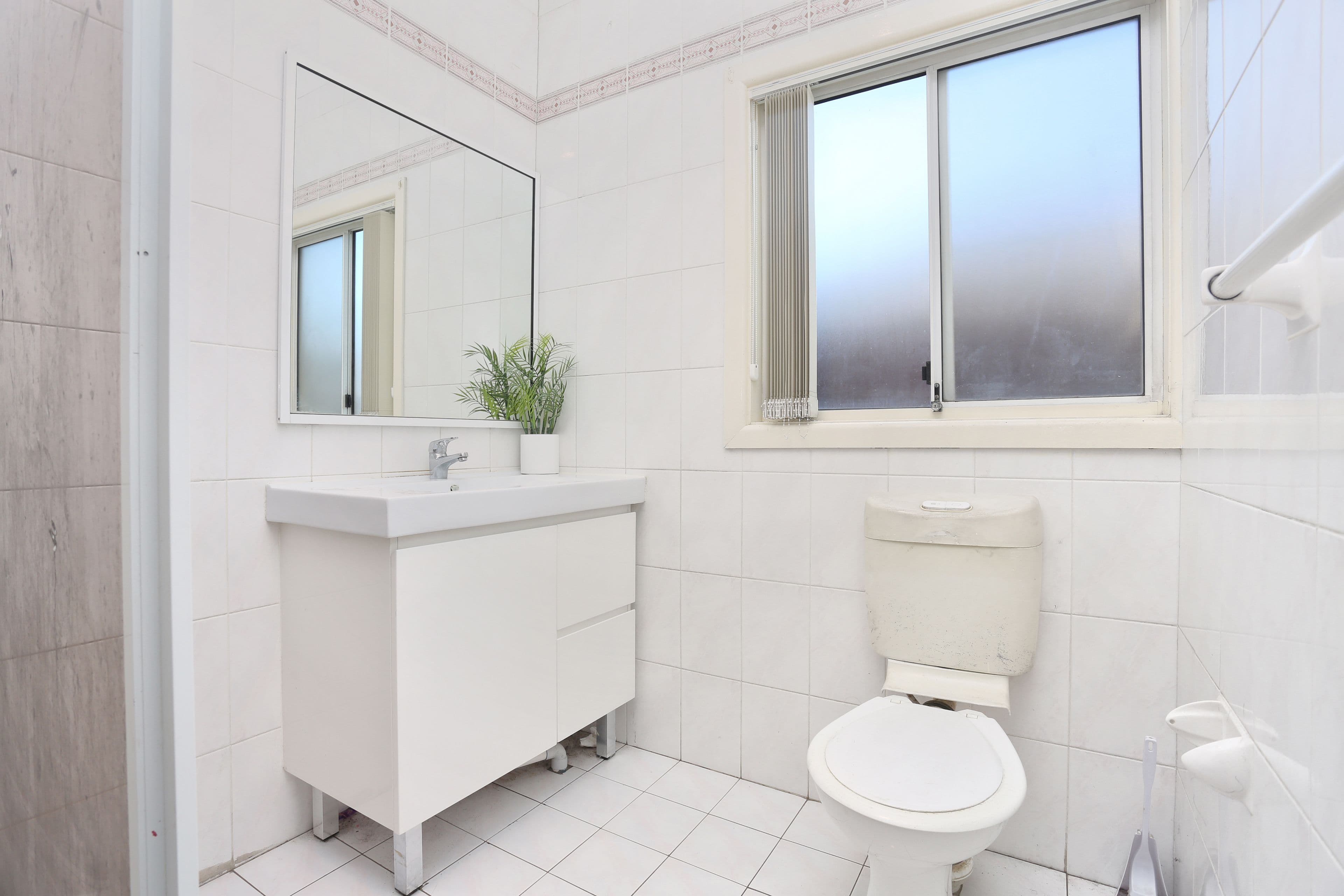 4 Thorney Road, Fairfield West - Thumbnail 5