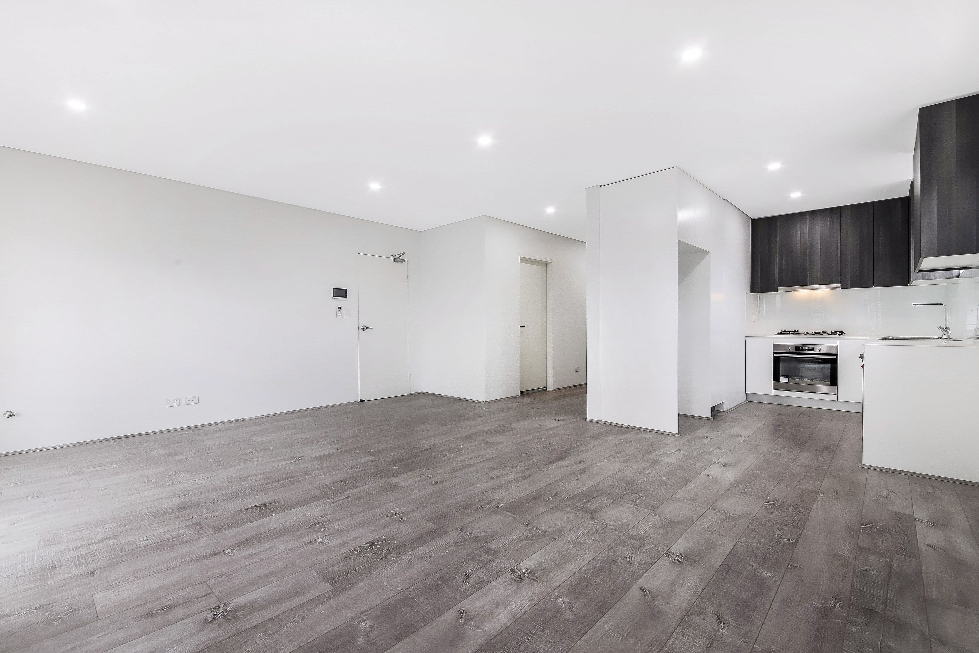5-9 White Avenue, Bankstown NSW 2200, Bankstown - Thumbnail 4