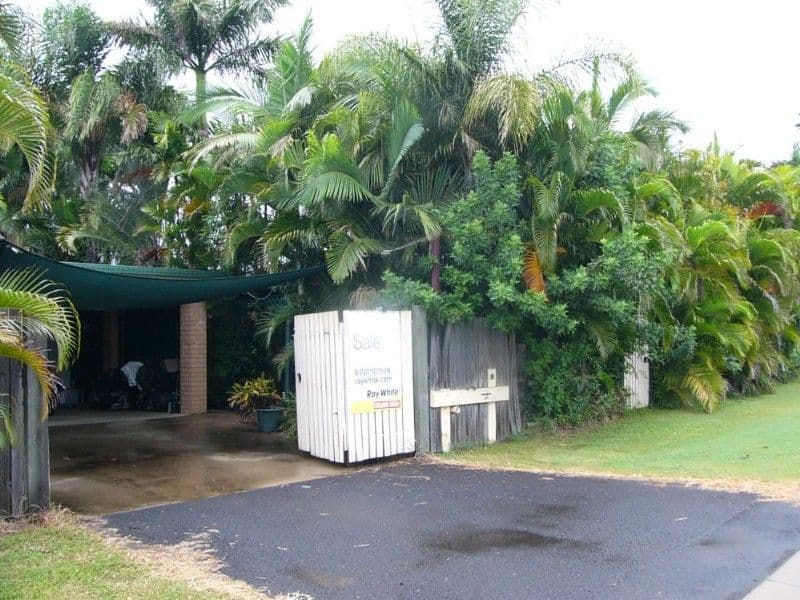 11 Leivesley Street, BUNDABERG EAST QLD 4670, Bundaberg East - Thumbnail 2