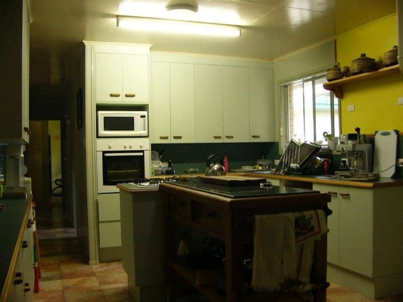 11 Leivesley Street, BUNDABERG EAST QLD 4670, Bundaberg East - Thumbnail 7
