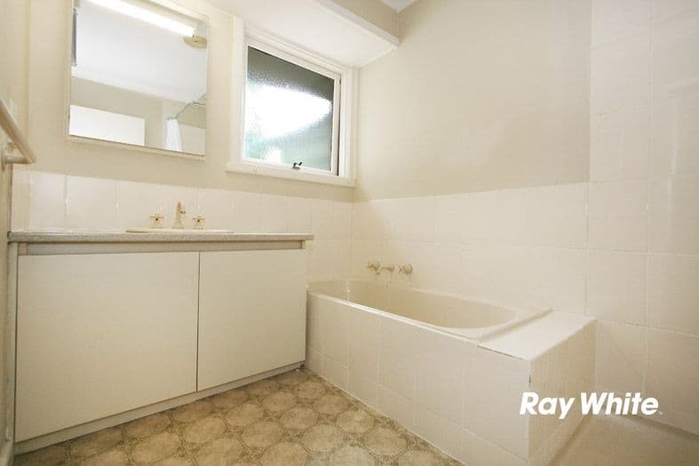 1 Ruth Court, BAYSWATER VIC 3153, Bayswater - Thumbnail 4