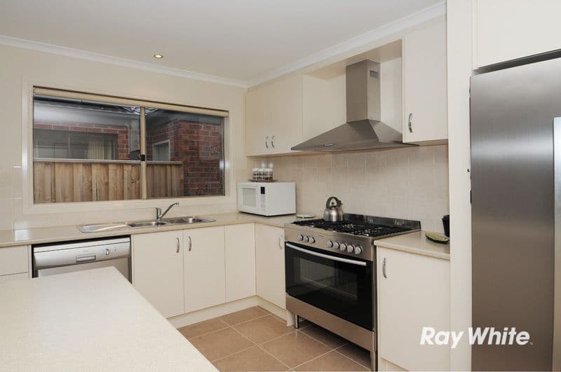 37 Windmill Circuit, LYNDHURST VIC 3975, Lyndhurst - Thumbnail 2