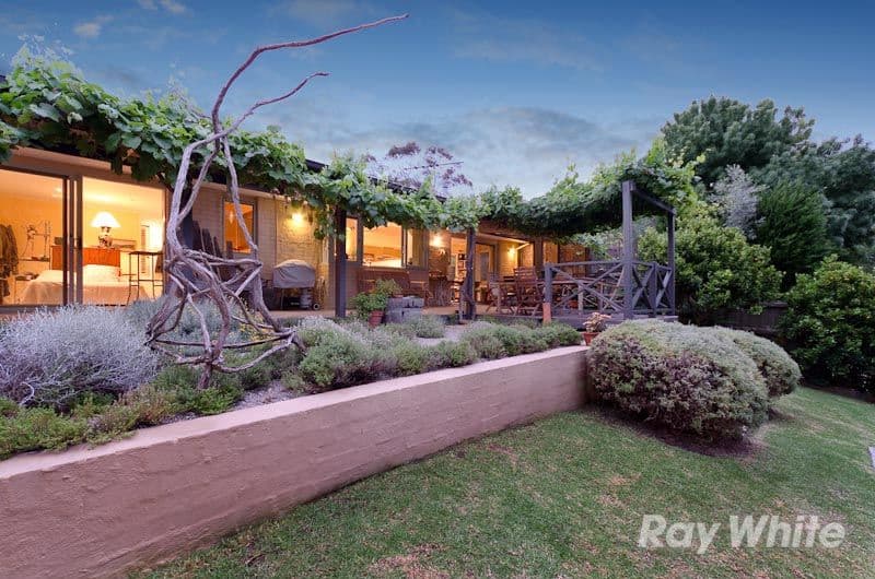 13 Shelbourne Court, MORNINGTON VIC 3931, Mornington - Thumbnail 3