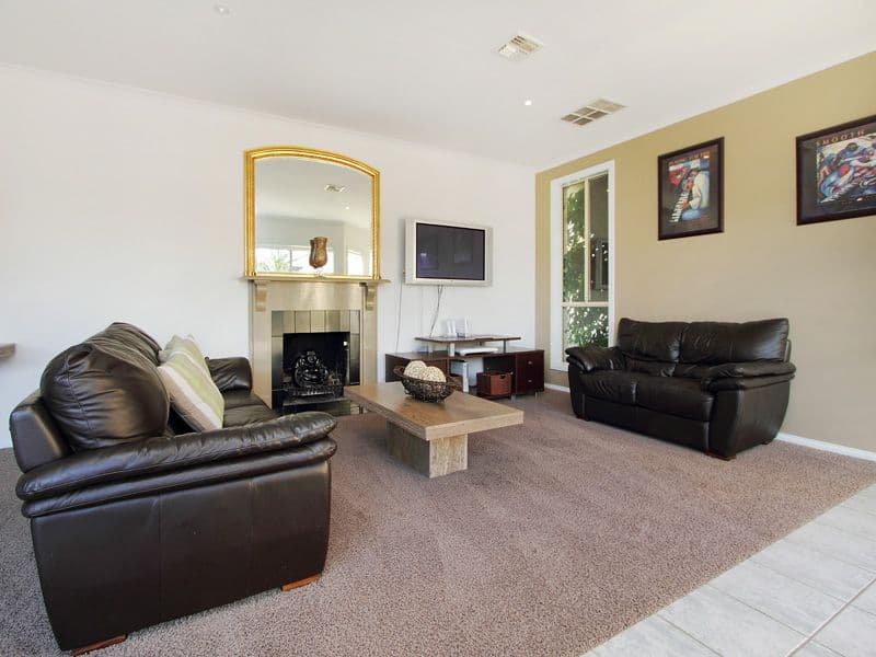 6 Roosevelt Court, DINGLEY VILLAGE VIC 3172, Dingley Village - Thumbnail 4