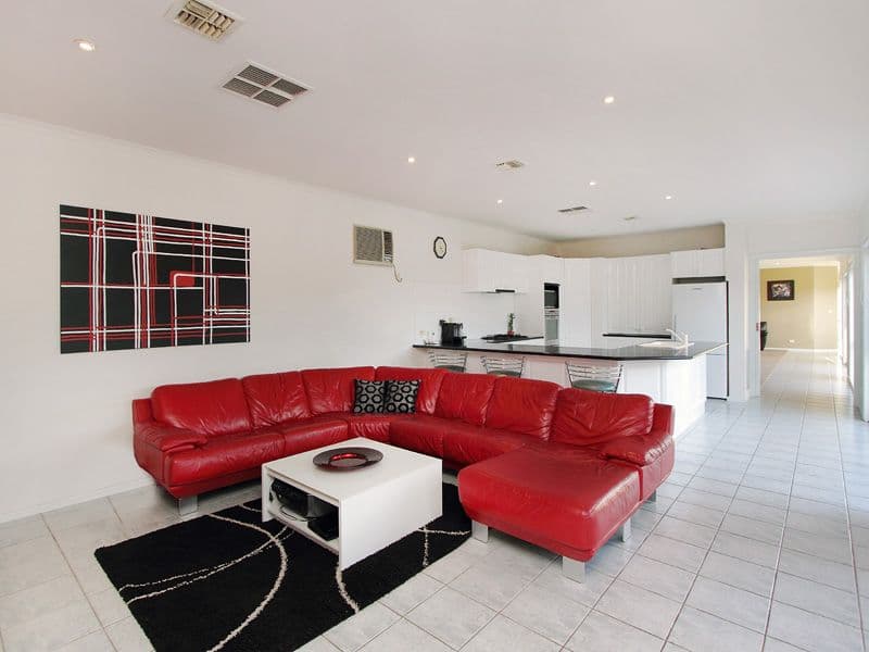 6 Roosevelt Court, DINGLEY VILLAGE VIC 3172, Dingley Village - Thumbnail 8