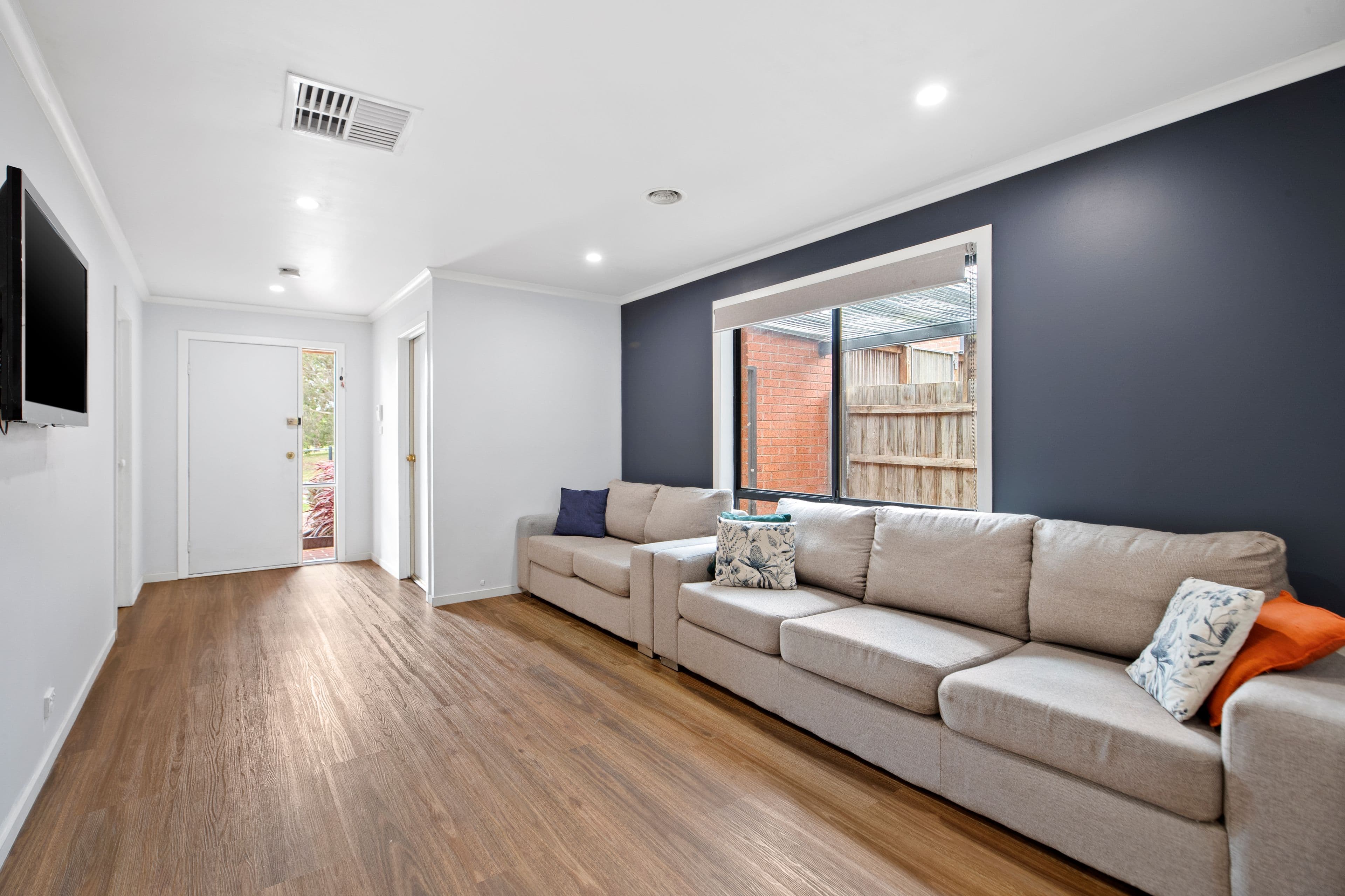 13 Farnborough Way, Berwick VIC 3806, Berwick - Thumbnail 2