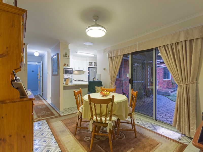 21 Peterson Street, Seaford VIC 3198, Seaford - Thumbnail 3