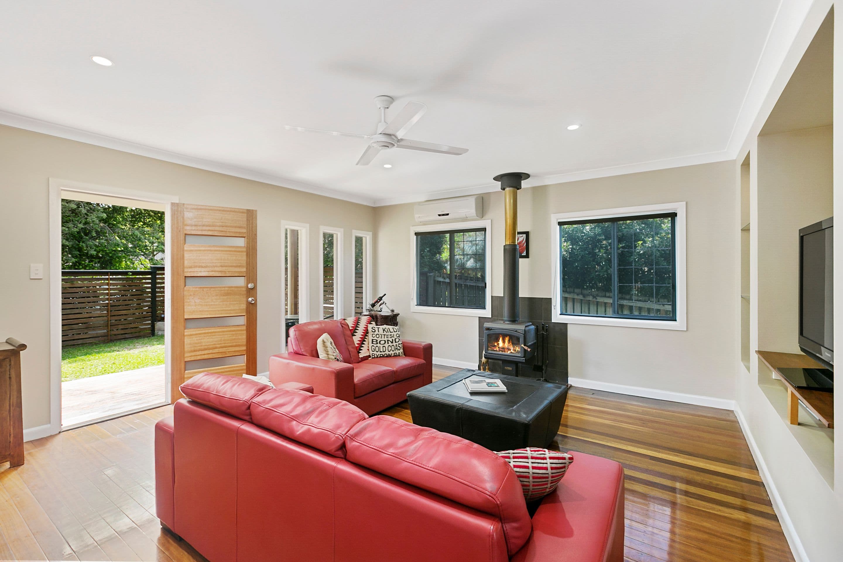 98 Venner Road, Annerley QLD 4103, Annerley - Thumbnail 2