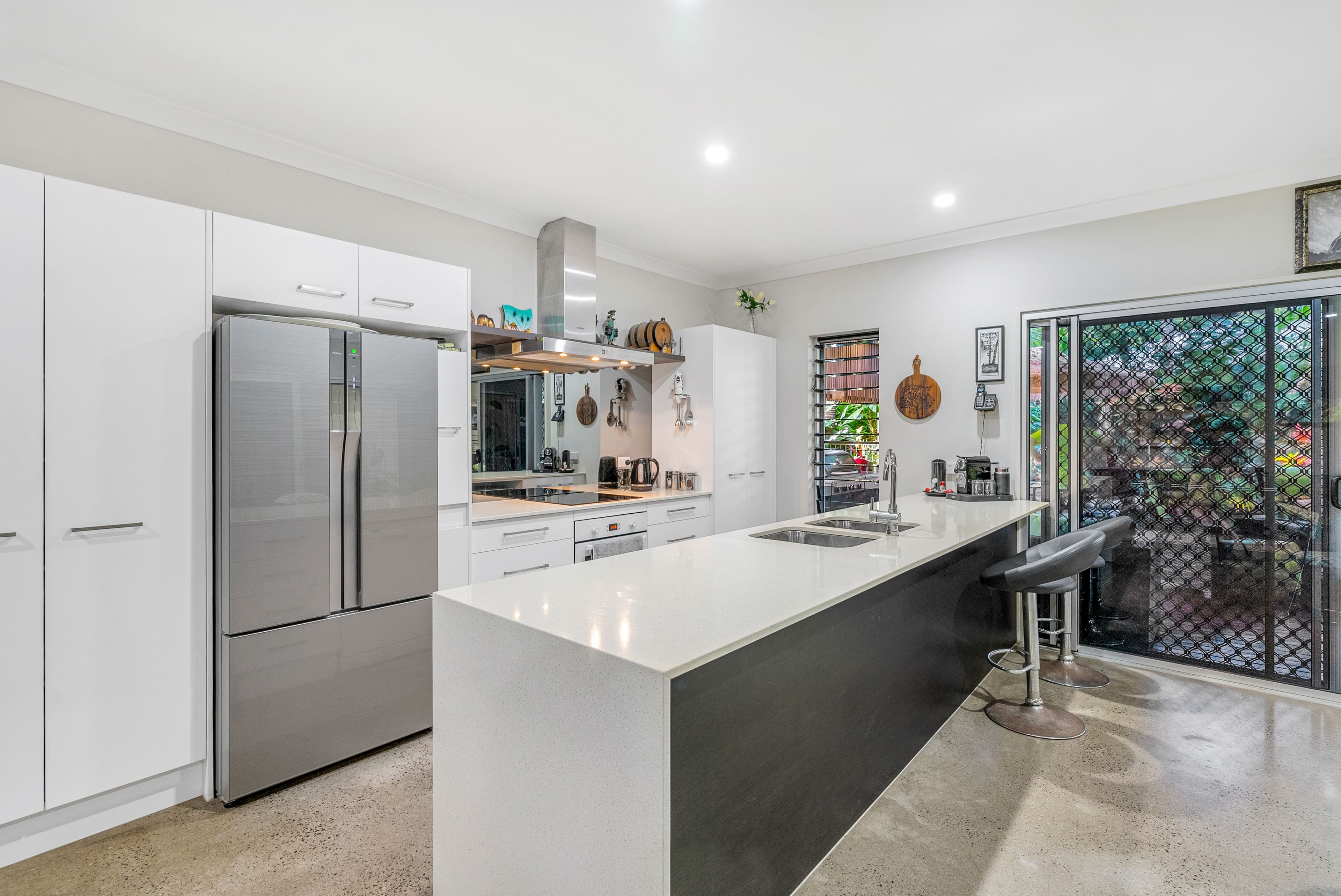 100 Roberts Drive, Trinity Beach QLD 4879, Trinity Beach - Thumbnail 8