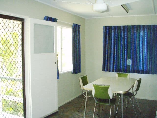 19 Robinson Street, NORTH MACKAY QLD 4740, North Mackay - Thumbnail 6