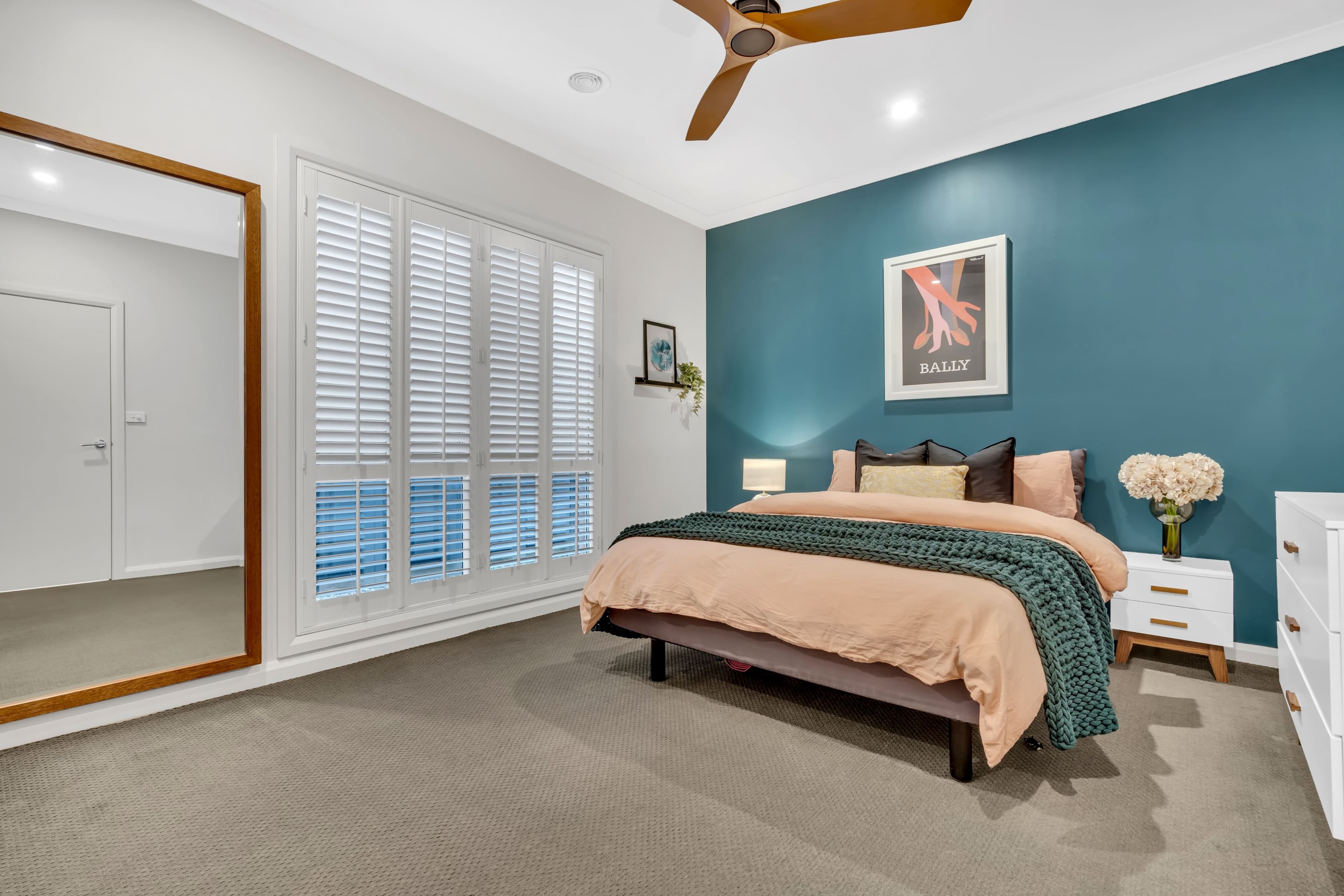 37 Viewside Crescent, Craigieburn VIC 3064, Craigieburn - Thumbnail 4