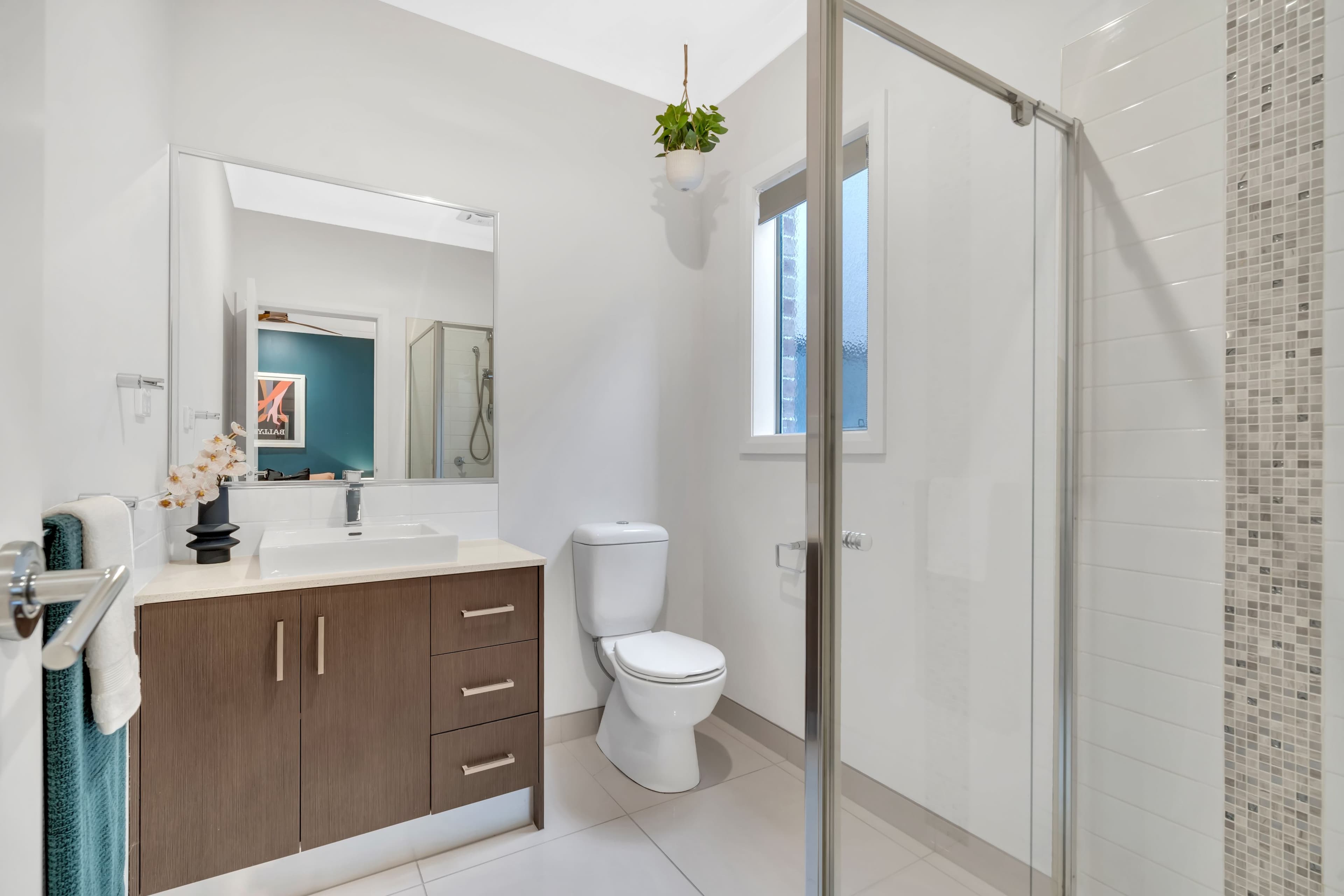 37 Viewside Crescent, Craigieburn VIC 3064, Craigieburn - Thumbnail 6