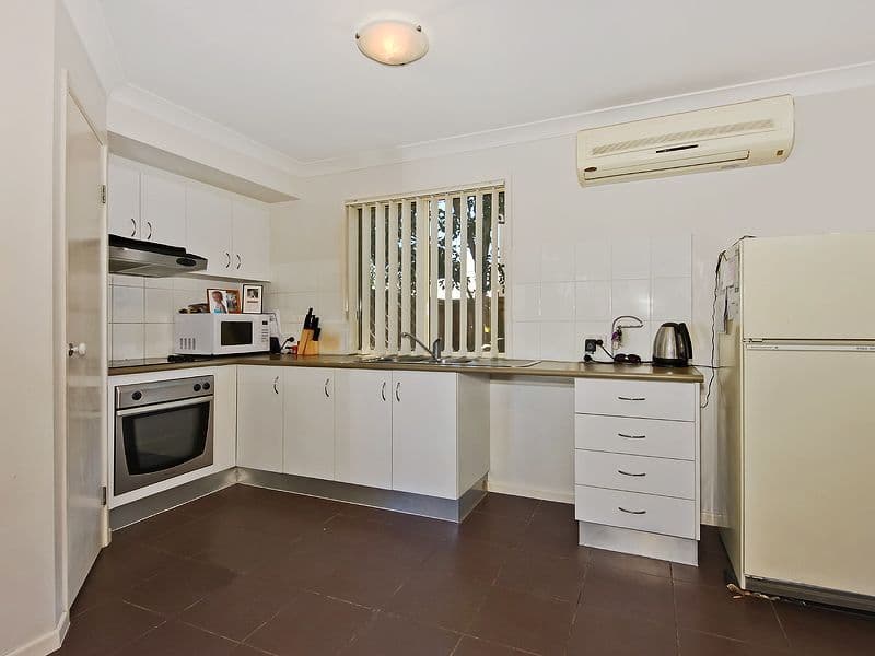 16-18 Fleet Drive, KIPPA-RING QLD 4021, Kippa-Ring - Thumbnail 3