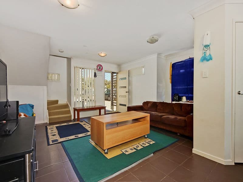 16-18 Fleet Drive, KIPPA-RING QLD 4021, Kippa-Ring - Thumbnail 4
