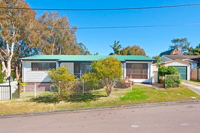 16 Rosemount Avenue, LAKE MUNMORAH NSW 2259, Lake Munmorah - Image 1