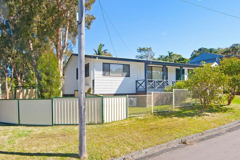 16 Rosemount Avenue, LAKE MUNMORAH NSW 2259, Lake Munmorah - Thumbnail 8
