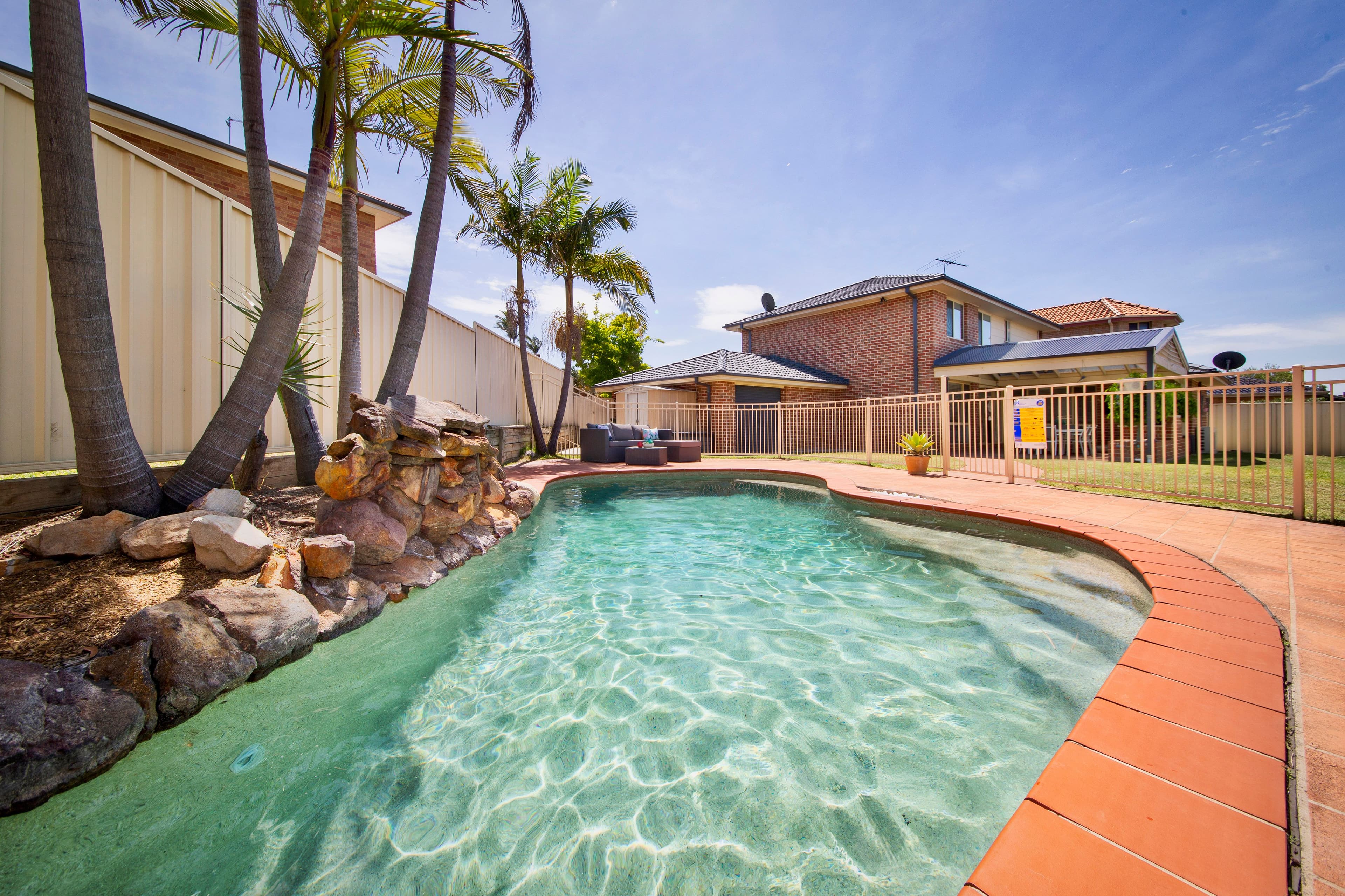 26 Lemongum Place, Alfords Point - Thumbnail 2