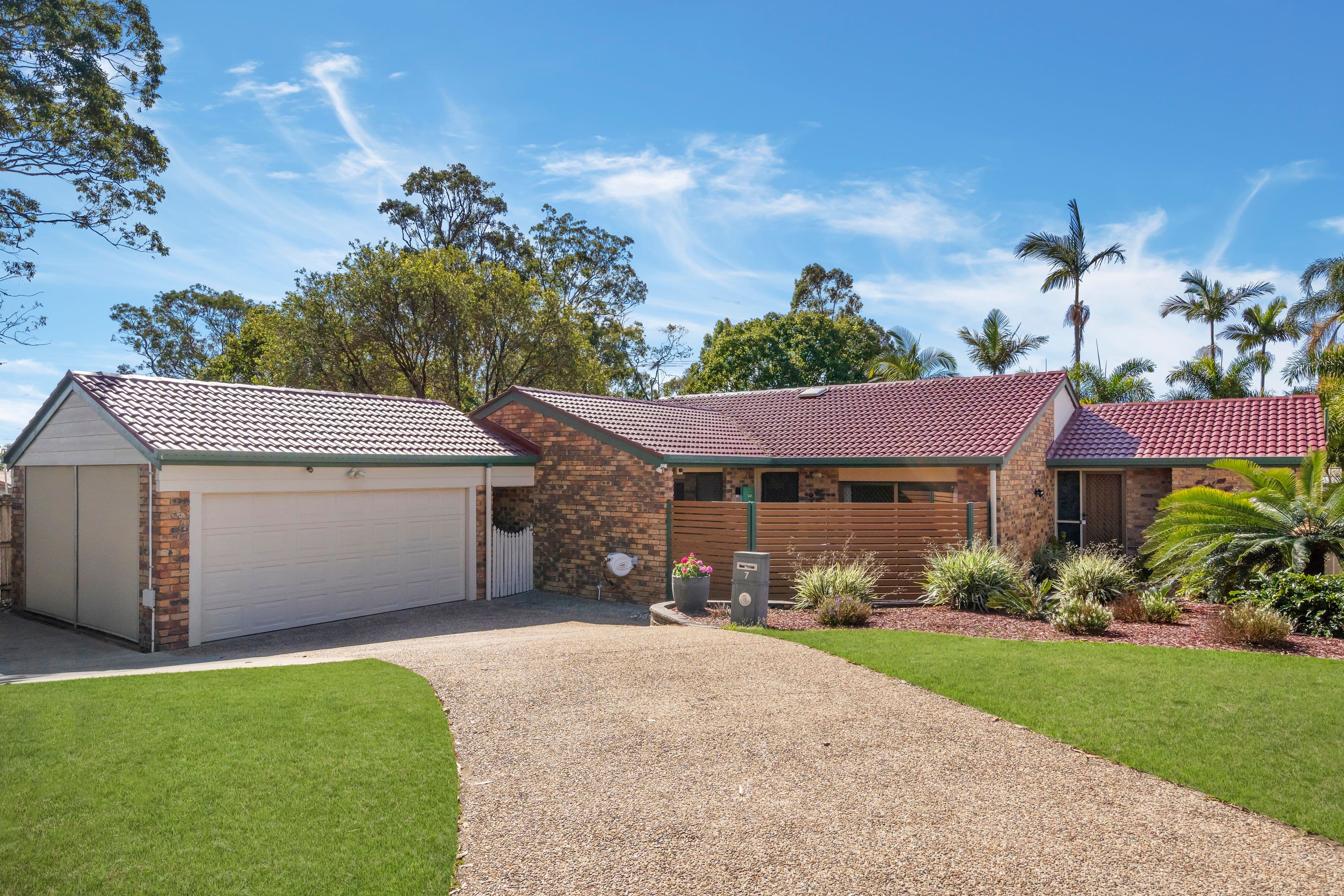 7 Madeira Court, Calamvale QLD 4116, Calamvale - Image 1