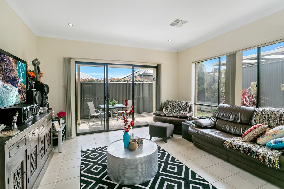 22 Lodge Way, Blakeview SA 5114, Blakeview - Thumbnail 2