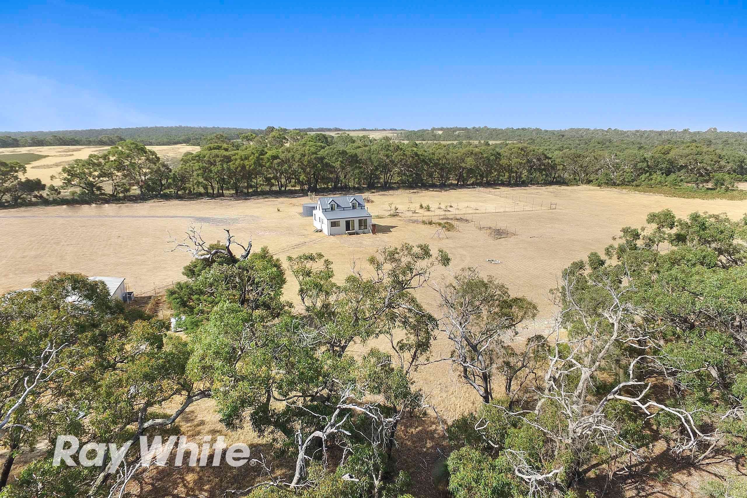 720-780 Clarkes Road, ANAKIE VIC 3213, Anakie - Thumbnail 2