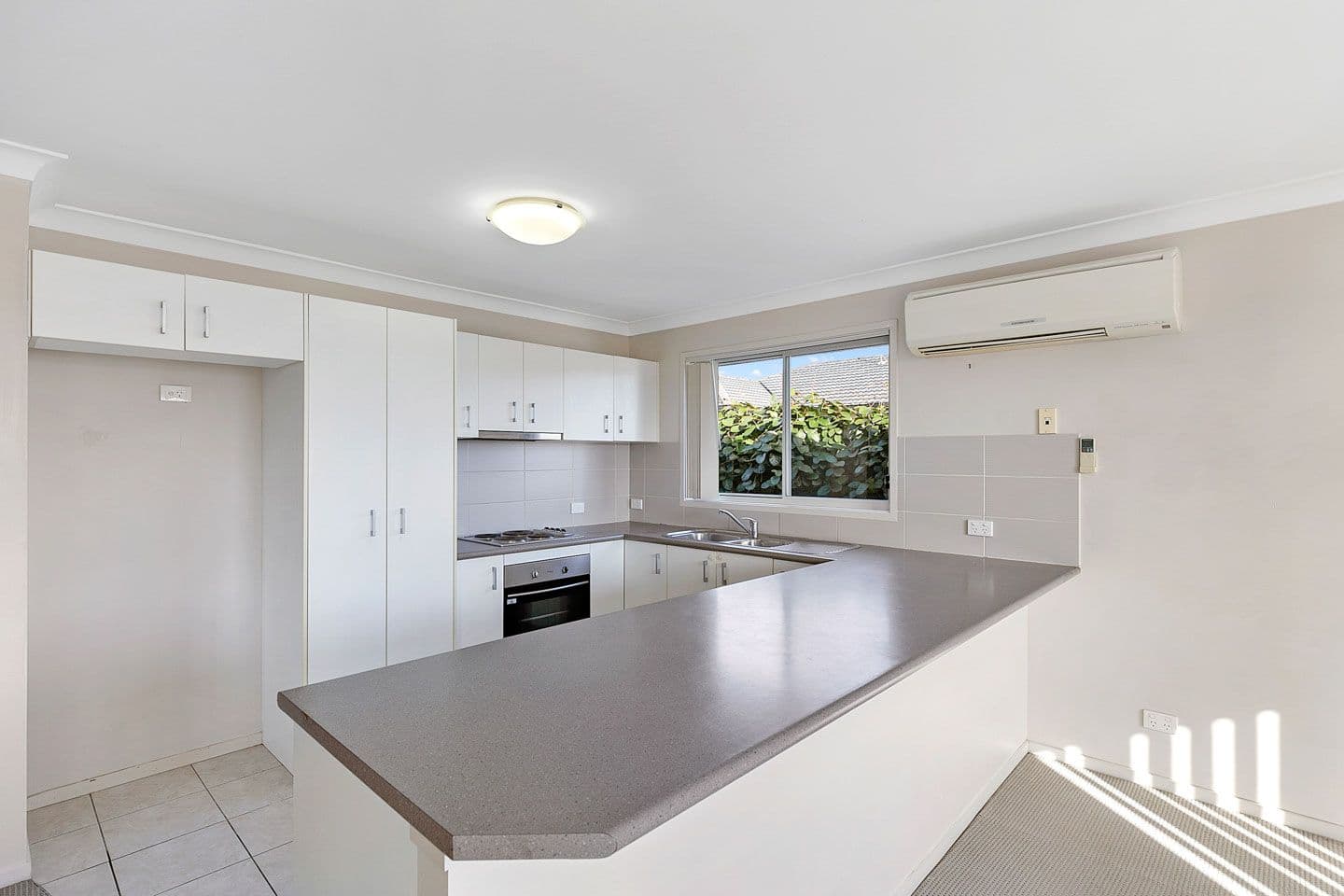 3 Teresa Street, Nikenbah QLD 4655, Nikenbah - Thumbnail 2