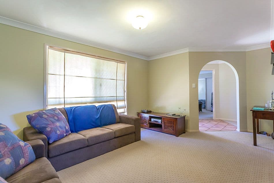 32 Gainsborough Drive, Glenvale QLD 4350, Glenvale - Thumbnail 2