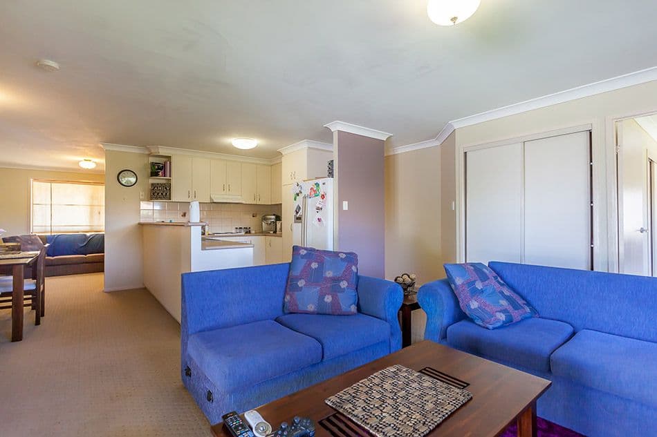 32 Gainsborough Drive, Glenvale QLD 4350, Glenvale - Thumbnail 6
