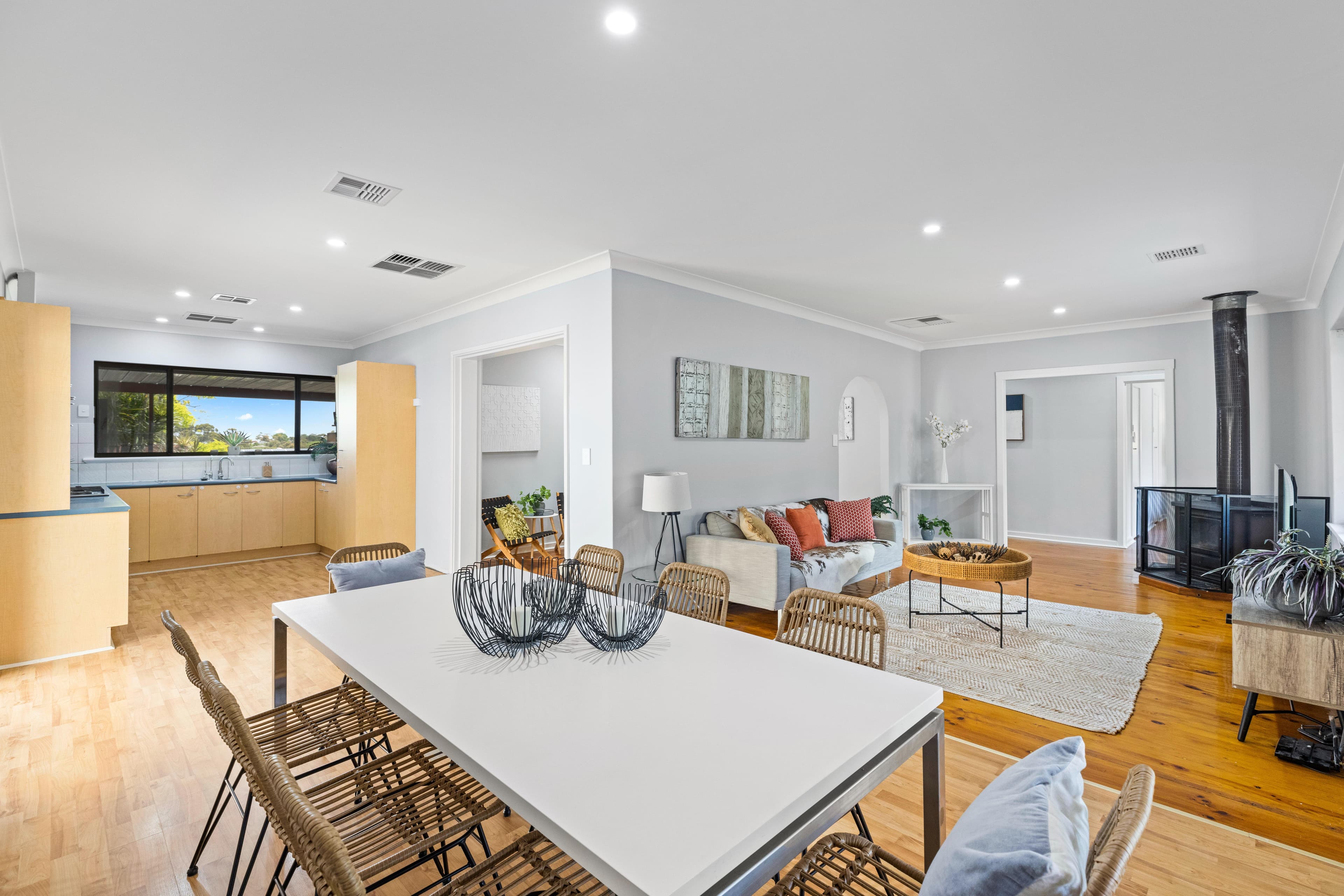 87 Eyre Crescent, Valley View SA 5093, Valley View - Thumbnail 5