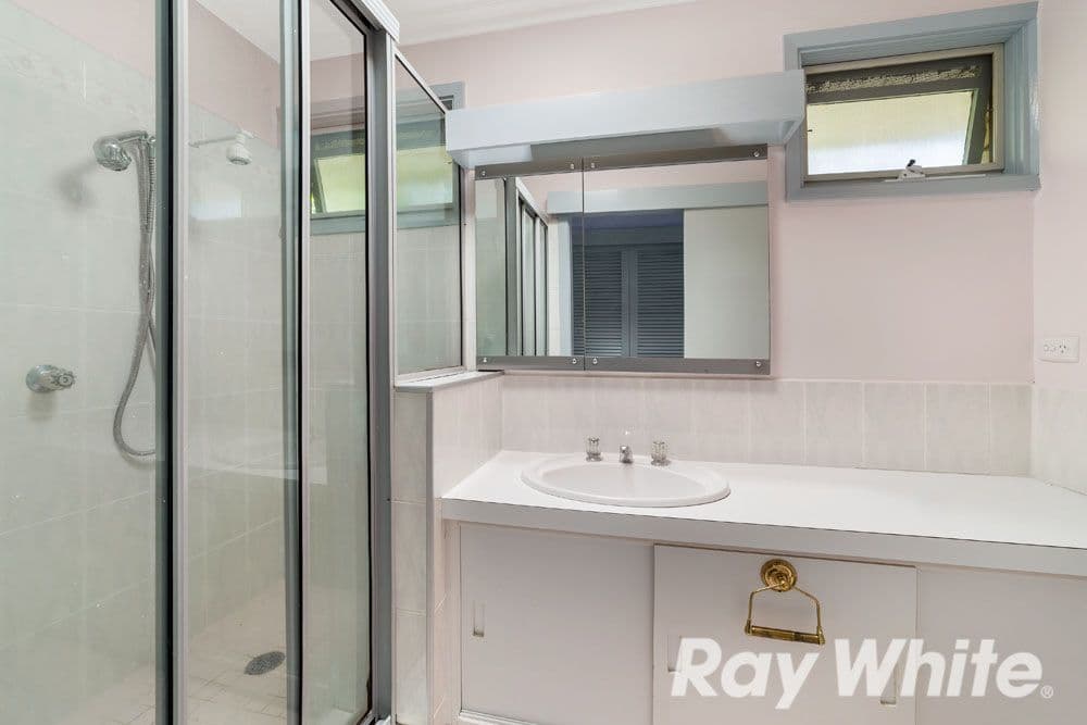 15 Ballandry Crescent, Greensborough VIC 3088, Greensborough - Thumbnail 6