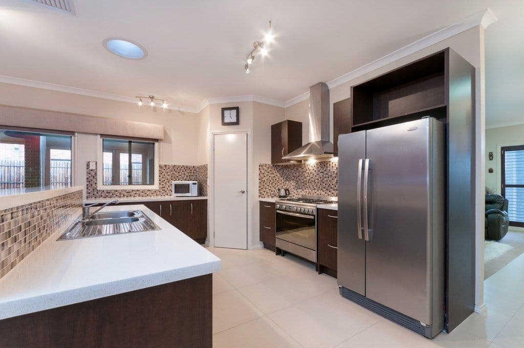 194 Central Park Avenue, CRAIGIEBURN VIC 3064, Craigieburn - Thumbnail 2