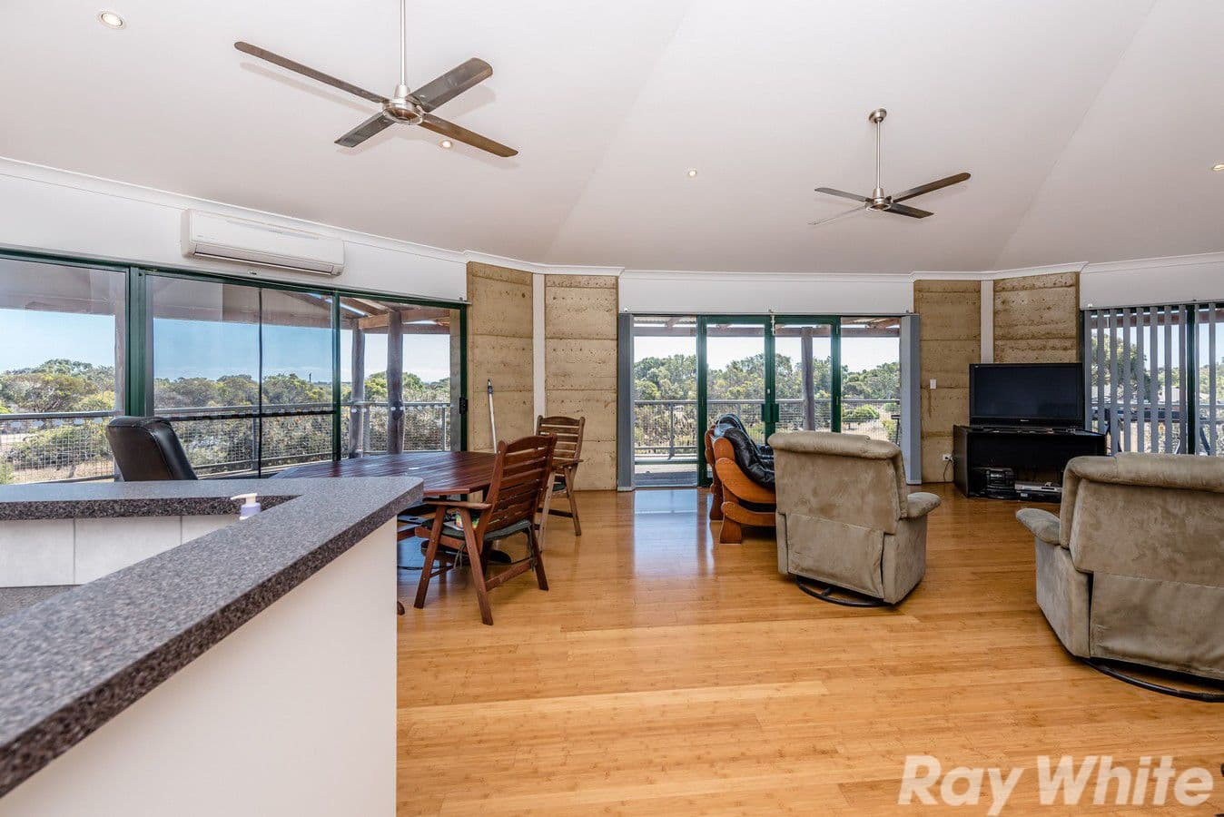 13 Moresby Road, Moresby WA 6530, Moresby - Thumbnail 4