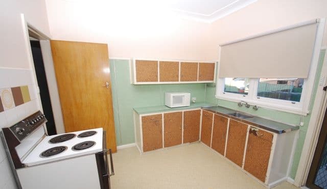 22 Leigh Street, MERRYLANDS NSW 2160, Merrylands - Thumbnail 4