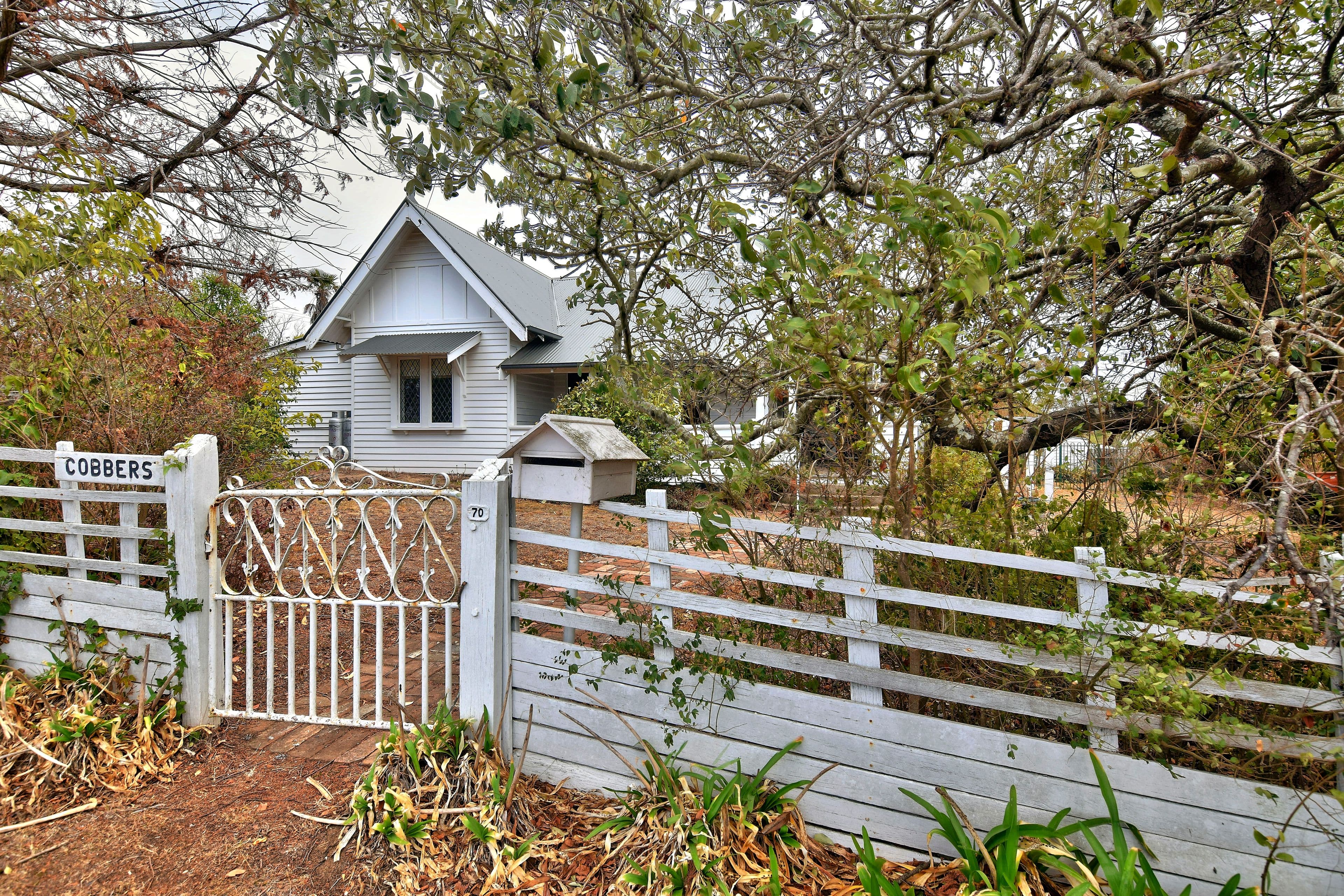 70 Molesworth Street, Tenterfield - Image 1