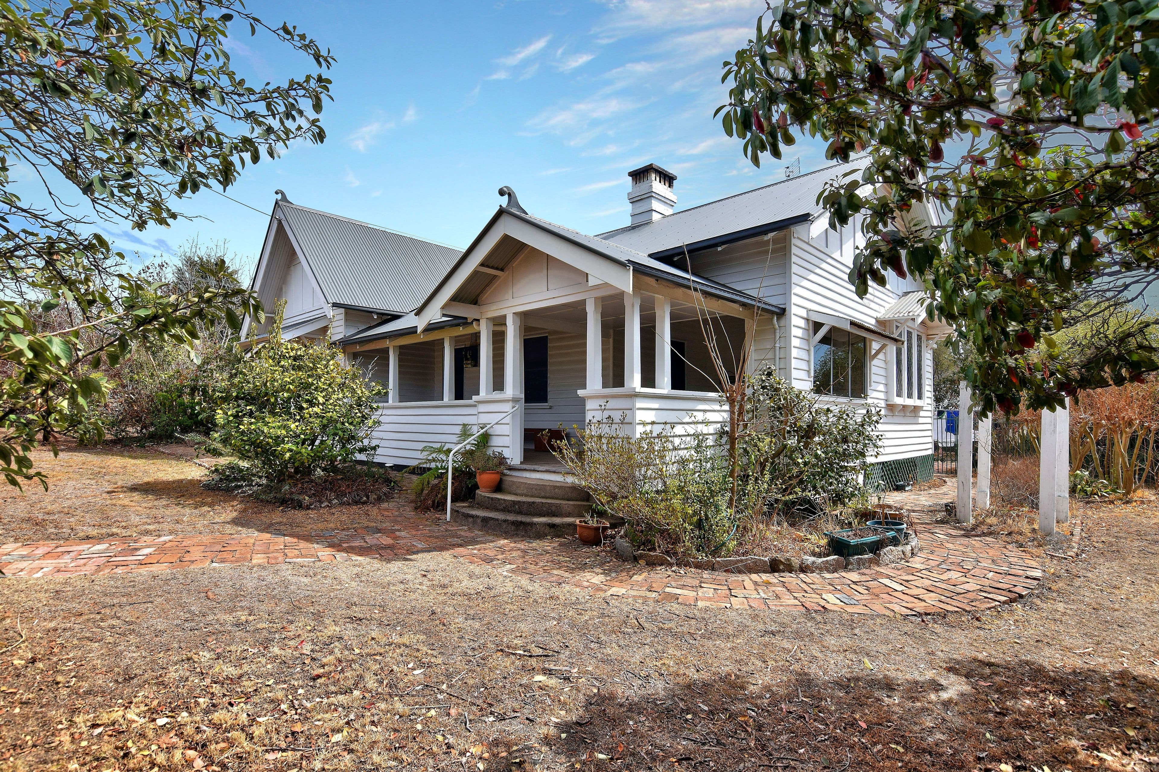 70 Molesworth Street, Tenterfield - Thumbnail 2