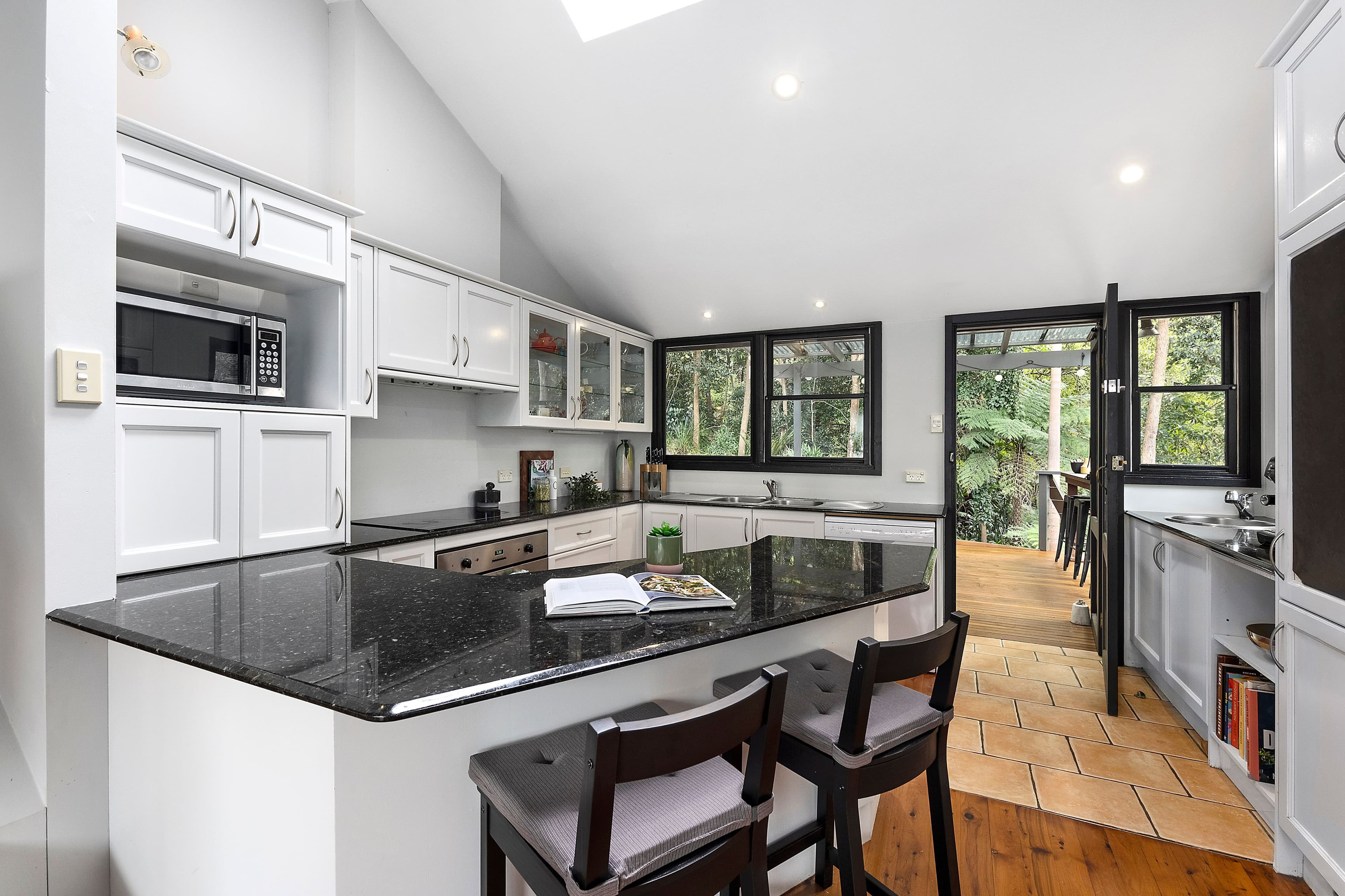 61 Kokoda Avenue, Wahroonga NSW 2076, Wahroonga - Thumbnail 4