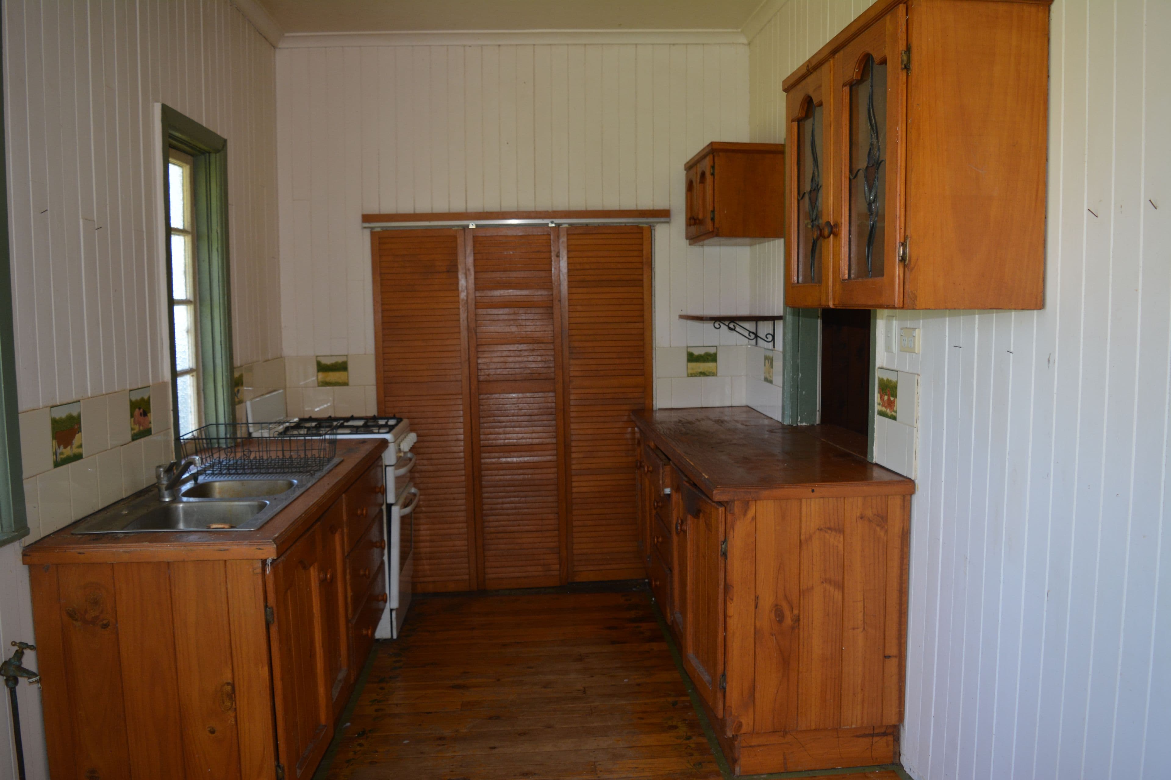 30 Edward Street, Tambo QLD 4478, Tambo - Thumbnail 2