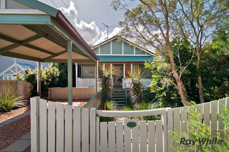 107 Grays Road, GAYTHORNE QLD 4051, Gaythorne - Thumbnail 2