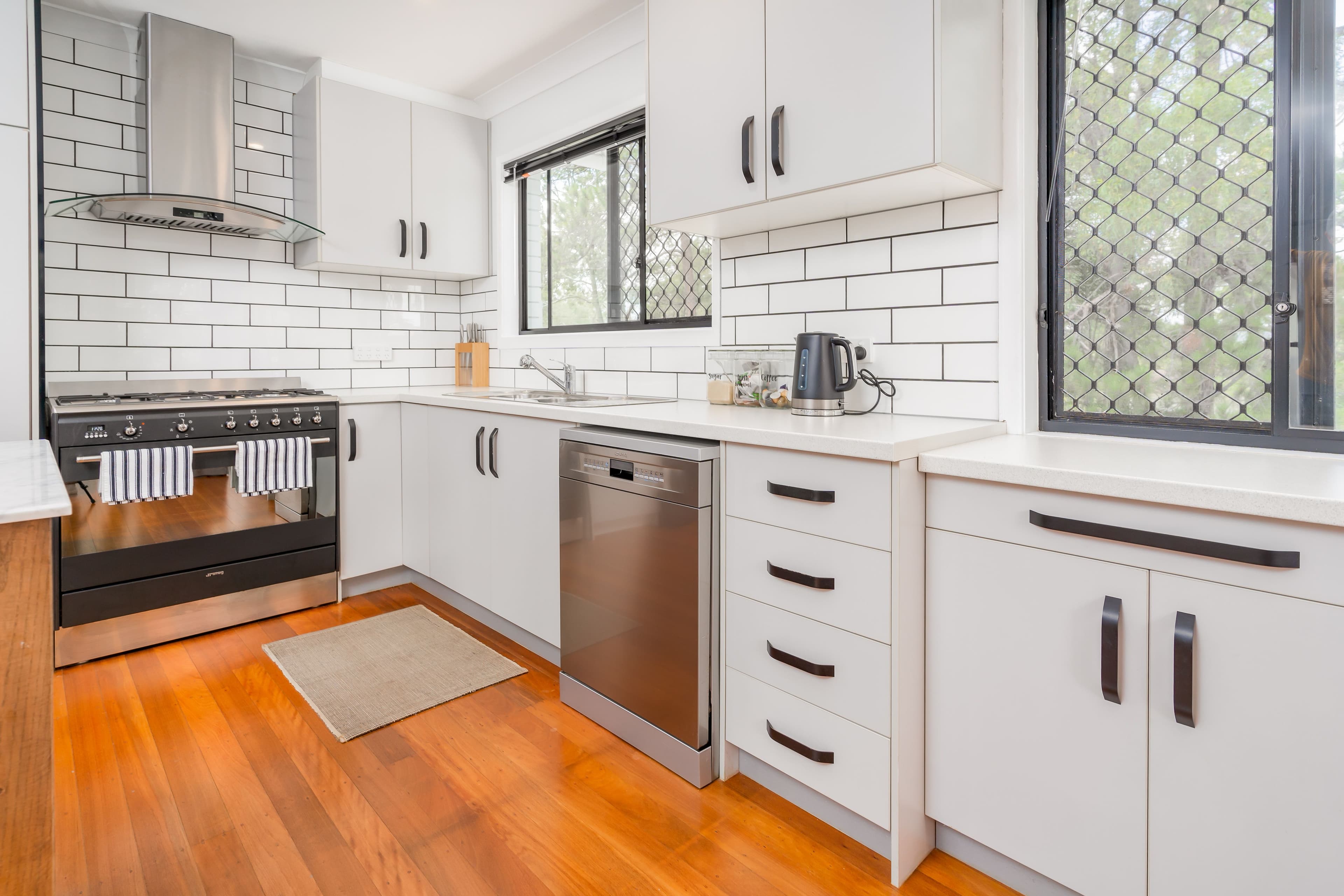 5 Azalea Avenue, Daisy Hill QLD 4127, Daisy Hill - Thumbnail 2