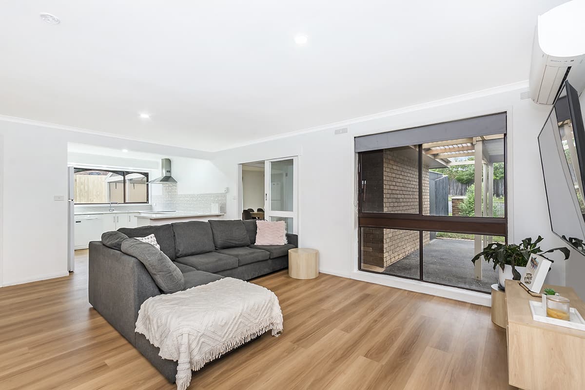 120 Laverock Road, WARRNAMBOOL VIC 3280, Warrnambool - Thumbnail 2