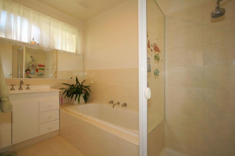 9 Twofold Close, DINGLEY VILLAGE VIC 3172, Dingley Village - Thumbnail 8