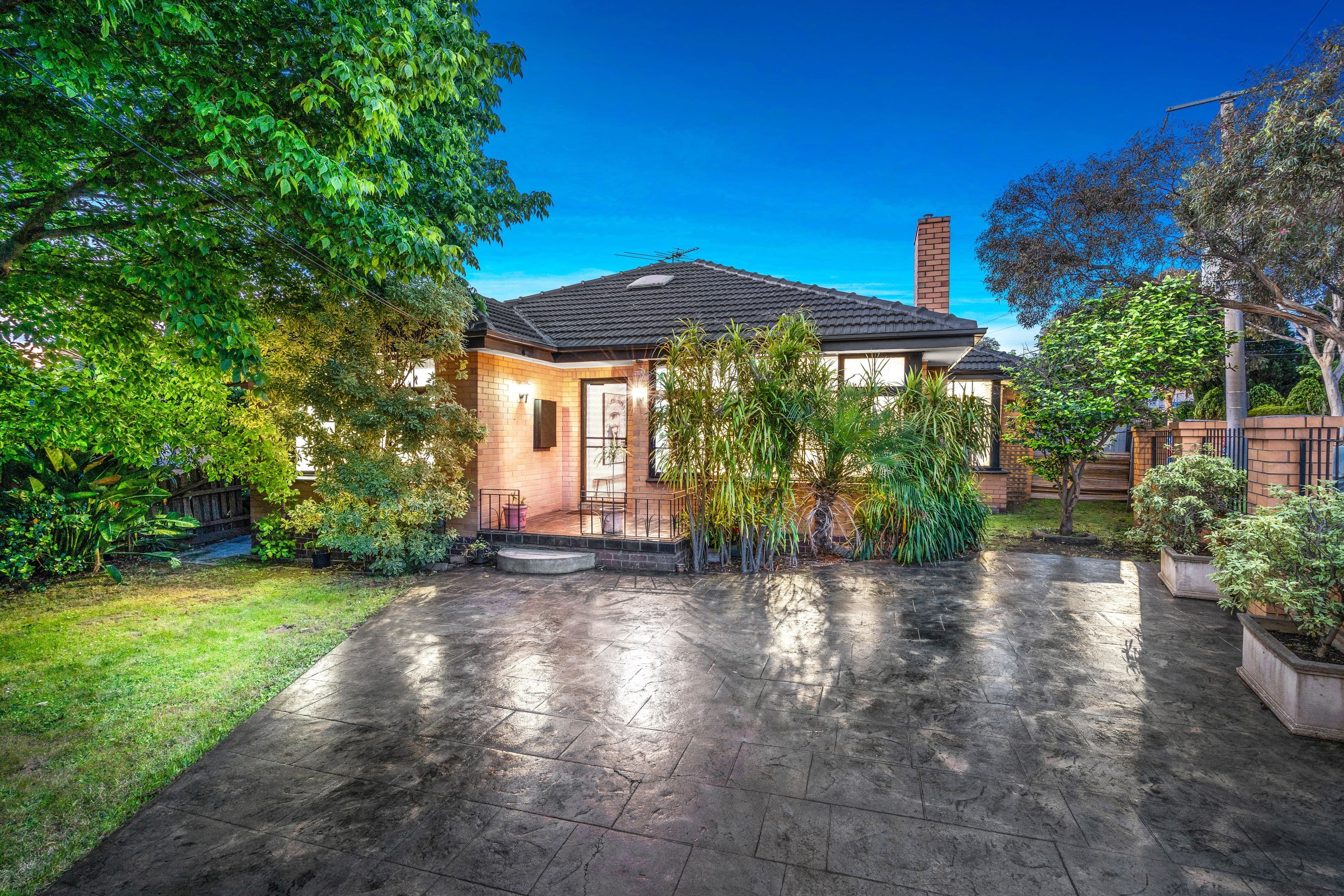 16 Flag Street, Kingsbury VIC 3083, Kingsbury - Image 1