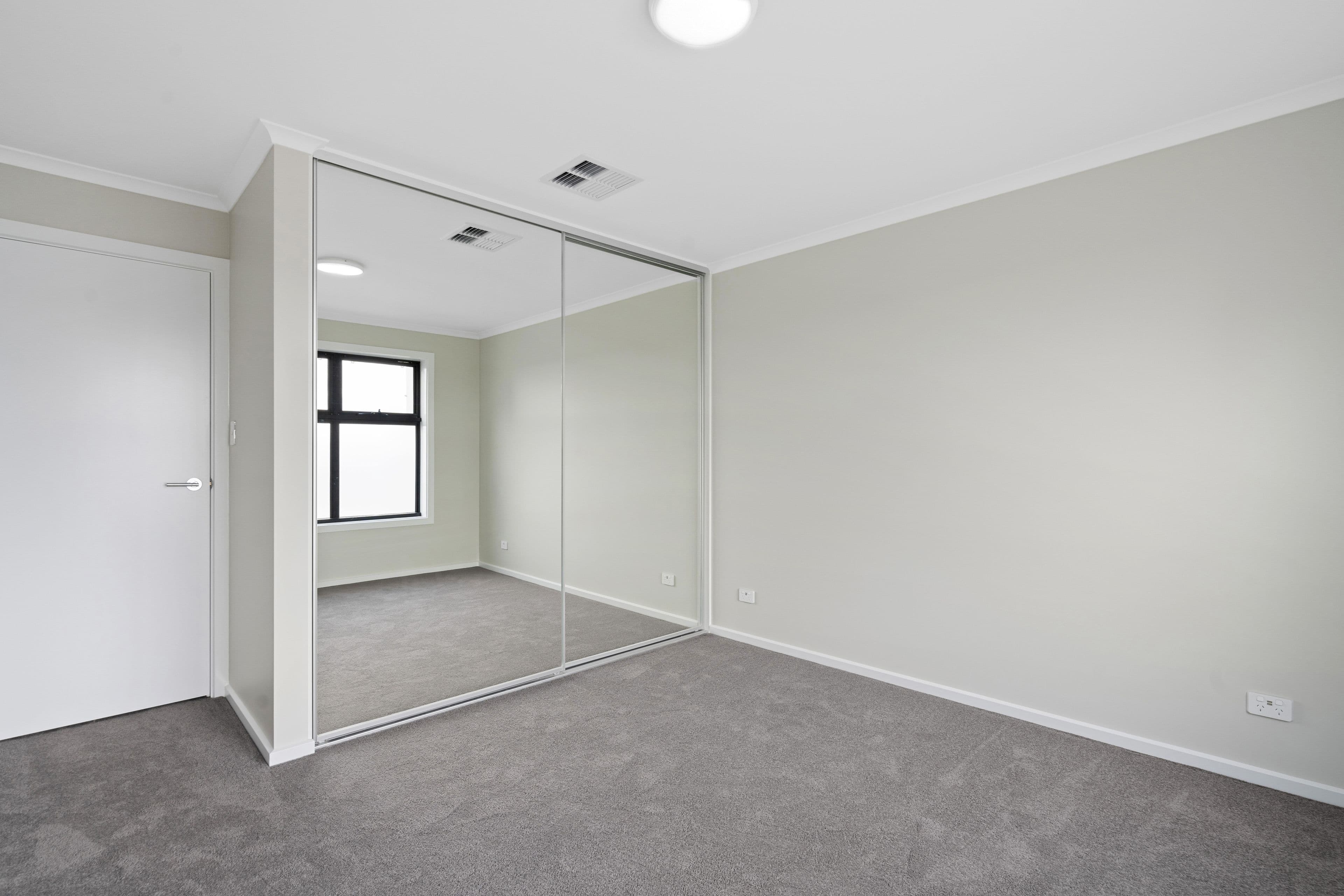 19 Grace Crescent, St Clair SA 5011, St Clair - Thumbnail 6