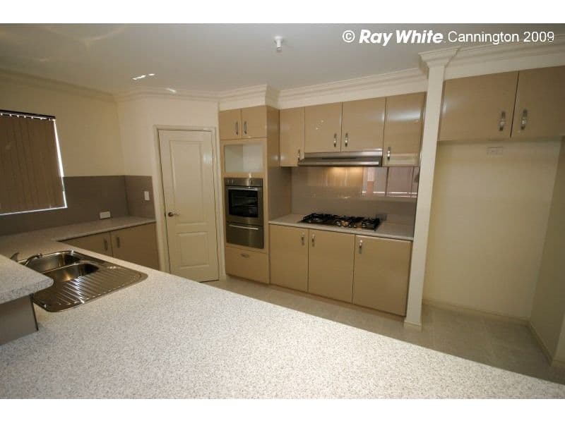 4 Tulip Way, EAST CANNINGTON WA 6107, East Cannington - Thumbnail 5