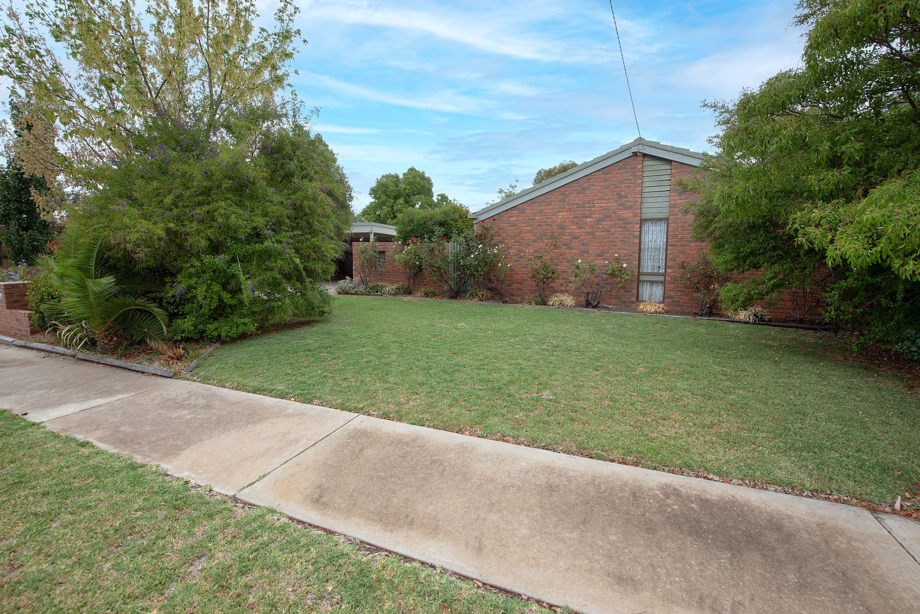 11 Parkview Drive, Swan Hill VIC 3585, Swan Hill - Thumbnail 2