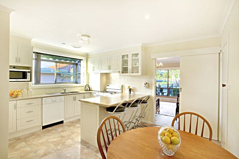 19 Meagher Street, WATSONIA VIC 3087, Watsonia - Thumbnail 2
