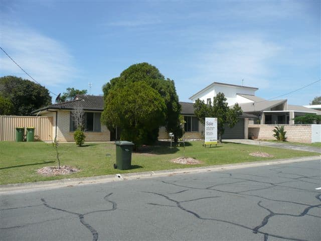 33 Albicore Street, MERMAID WATERS QLD 4218, Mermaid Waters - Thumbnail 2