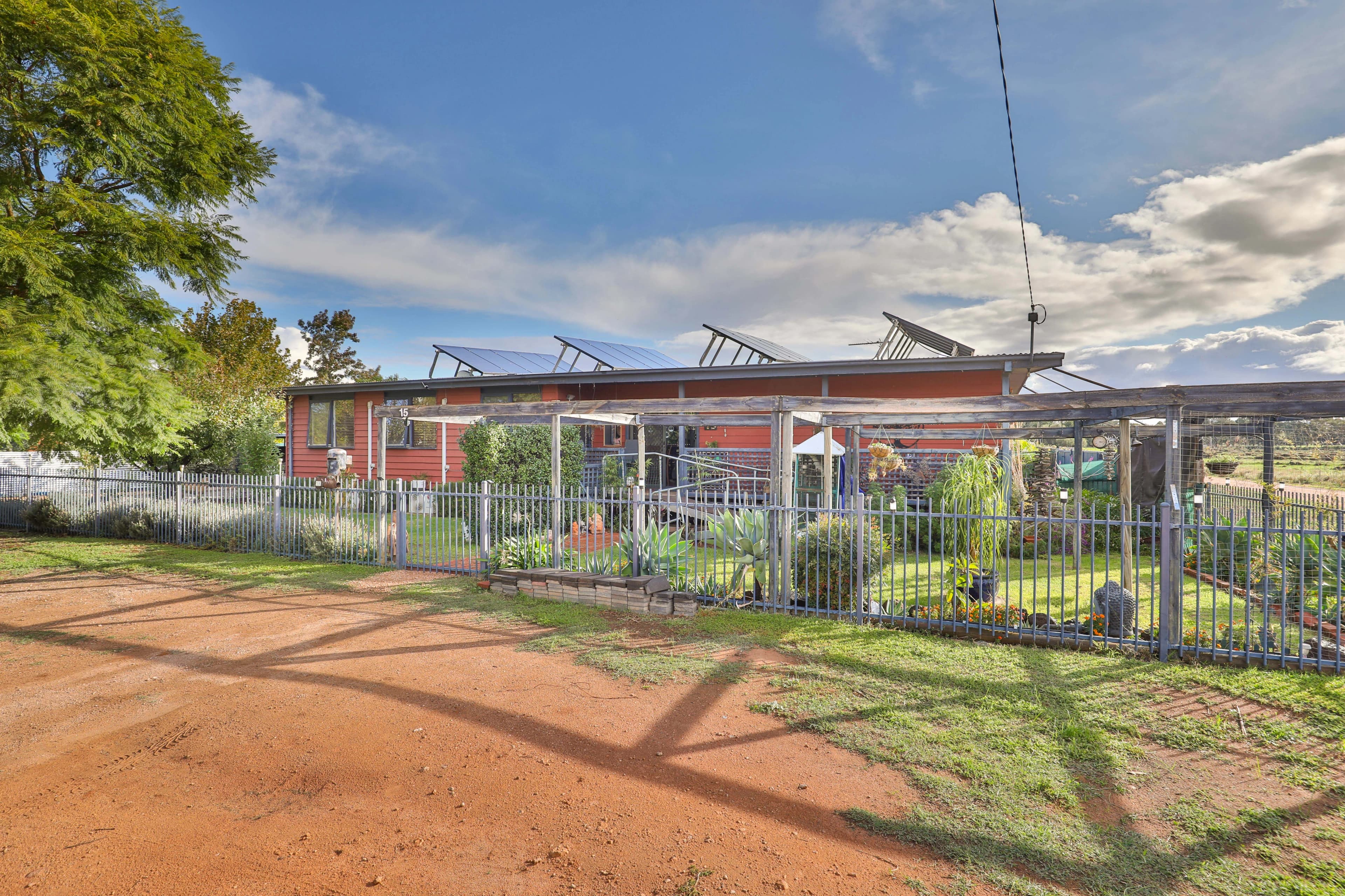 15 Lachlan Parade, Red Cliffs VIC 3496, Red Cliffs - Thumbnail 2
