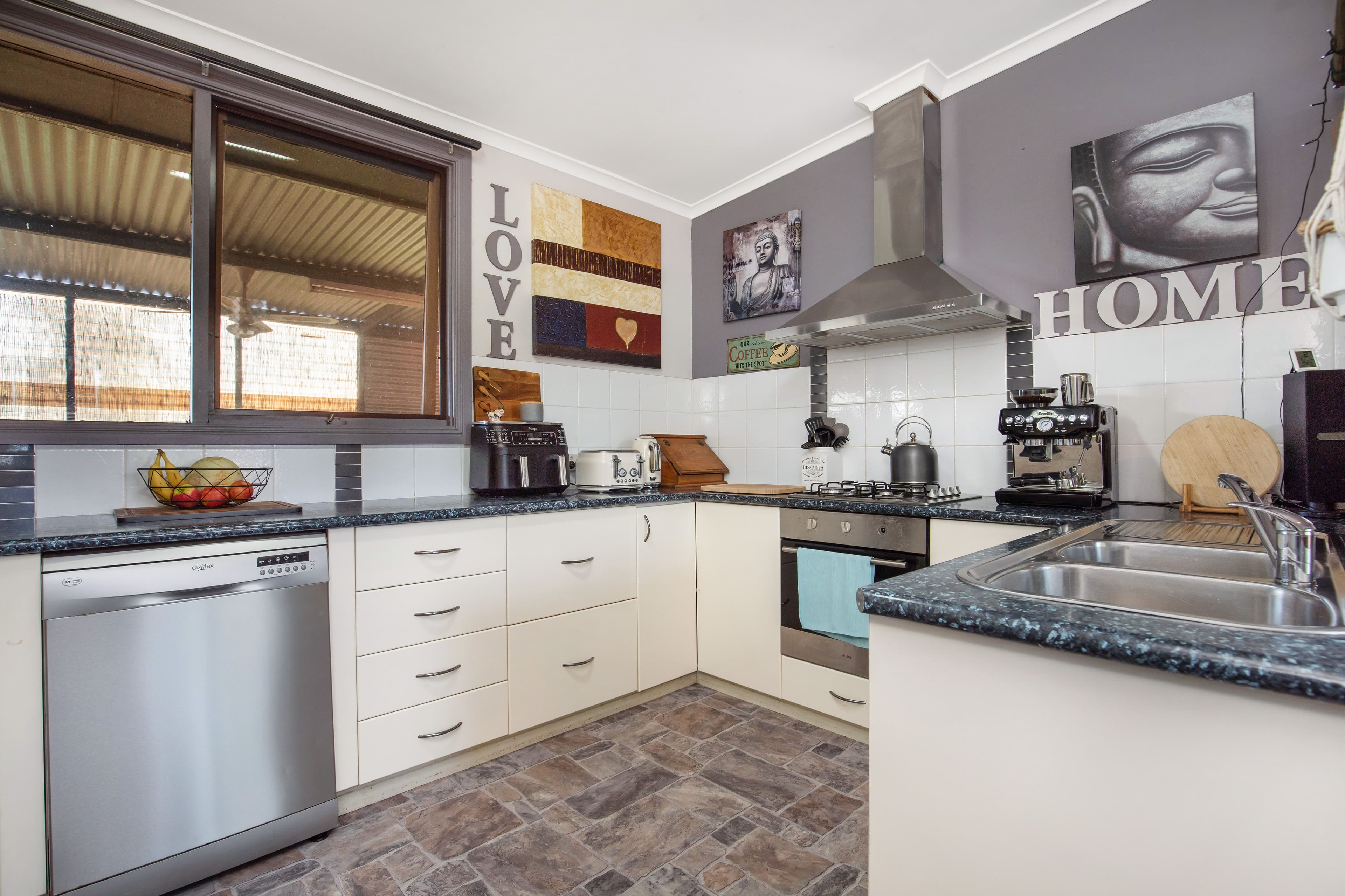 15 Lachlan Parade, Red Cliffs VIC 3496, Red Cliffs - Thumbnail 4