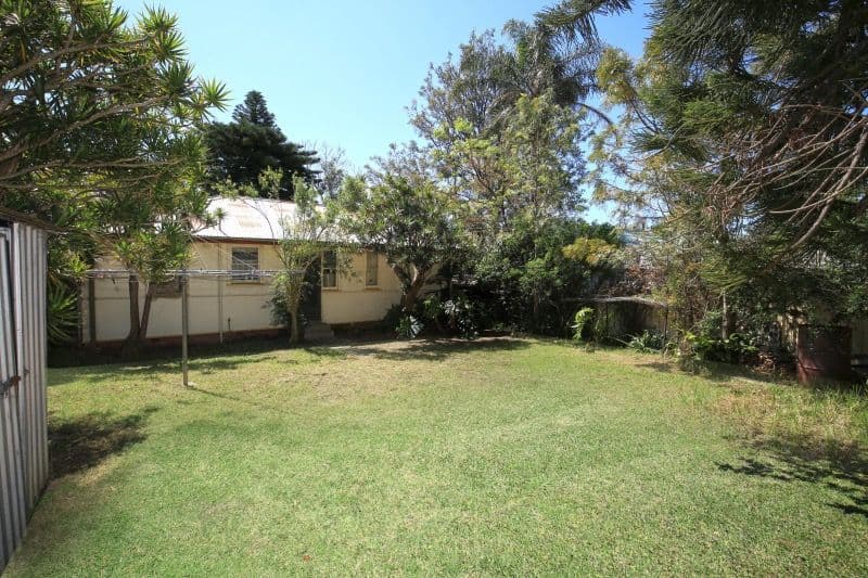 42 Sanderson Street, Shepparton, Shepparton - Thumbnail 5