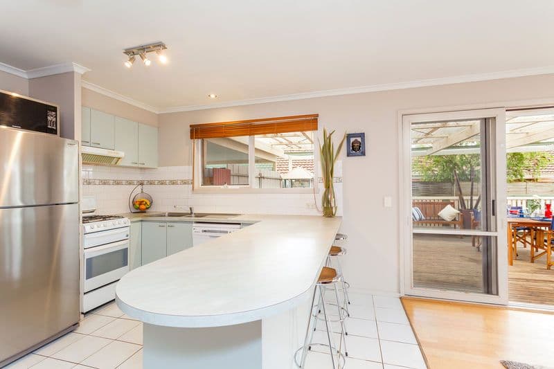 29 Bickford Road, GROVEDALE VIC 3216, Grovedale - Thumbnail 4